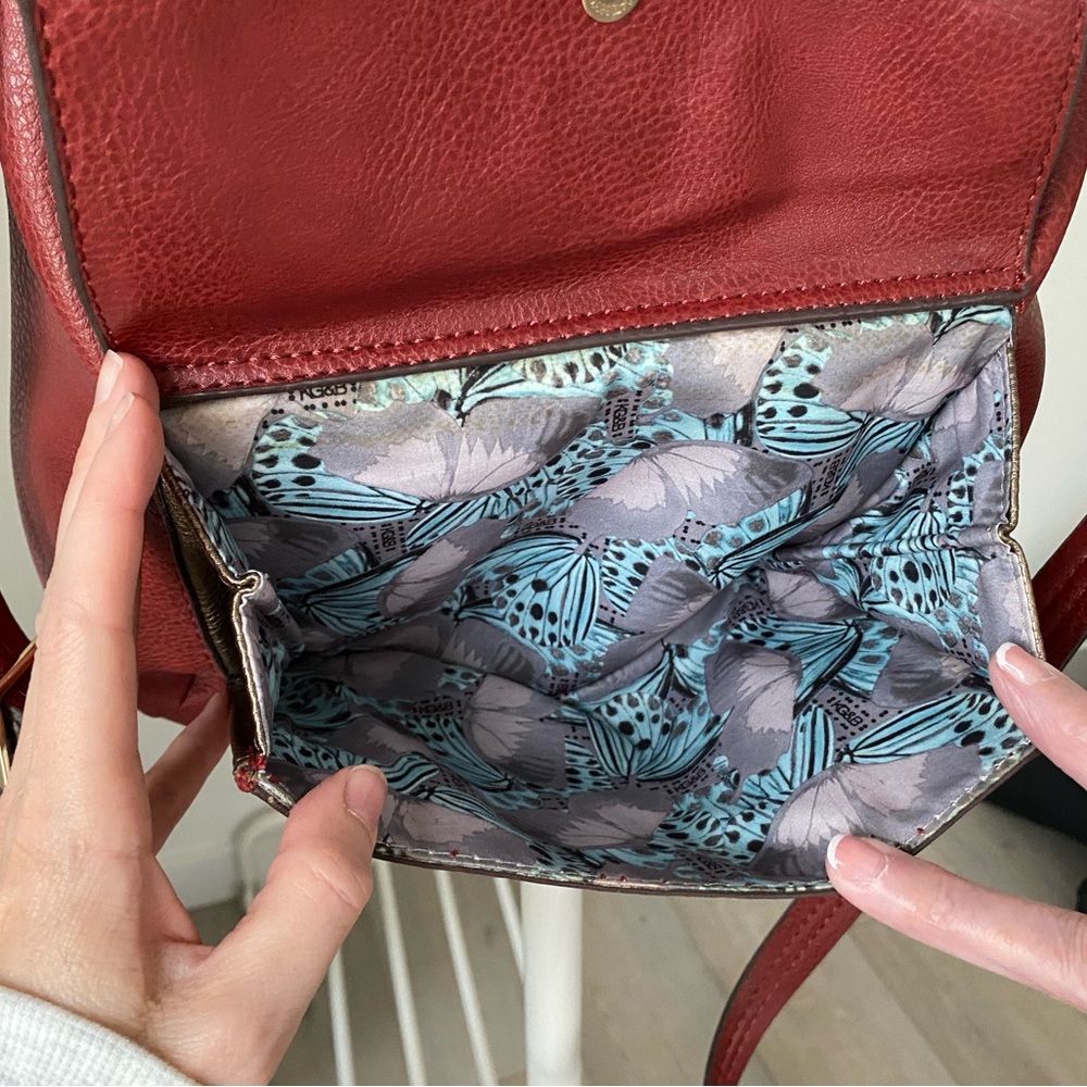 Burgundy shoulder or crossbody bag - Picture 5 of 16